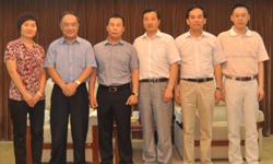閘北區(qū)區(qū)長周平等領導會見集團公司總裁鄭建龍一行