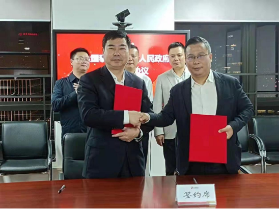 大冶市委書記郝勝勇到訪半島星空體育·（世界杯）官方網(wǎng)站并簽訂合作協(xié)議